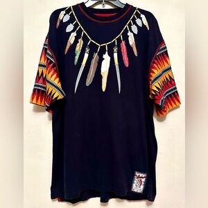 AKADEMIKS Native Tribal Feather Graphic Black T-Shirt
Tee Shirt Top XL